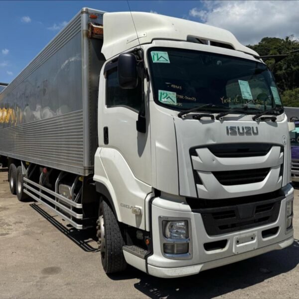ISUZU Giga Euro5 6UZ1